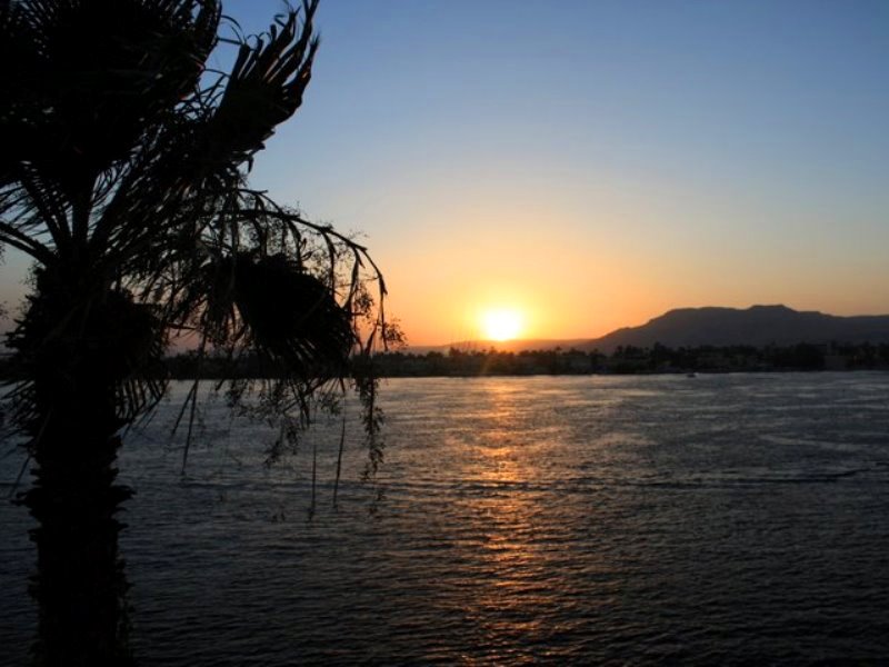 252403_2119973201896_8221286_n